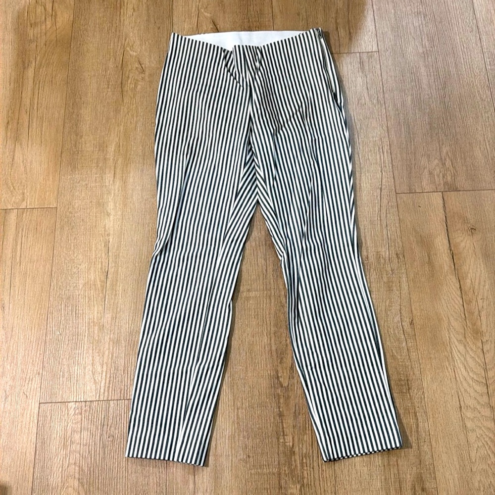 Pin strip pants